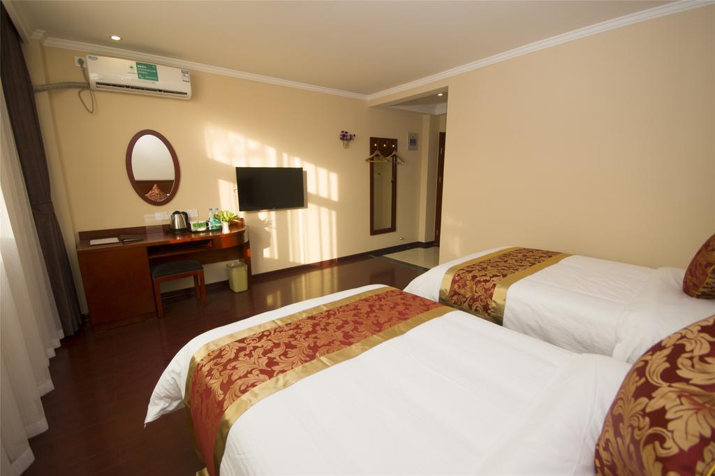 GreenTree Inn Hainan Haikou East Train Station East Fengxiang Road Business Hotel Exterior foto
